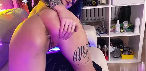 Hot Teen Deepthroat and Doggystyle Anal after Neon Party